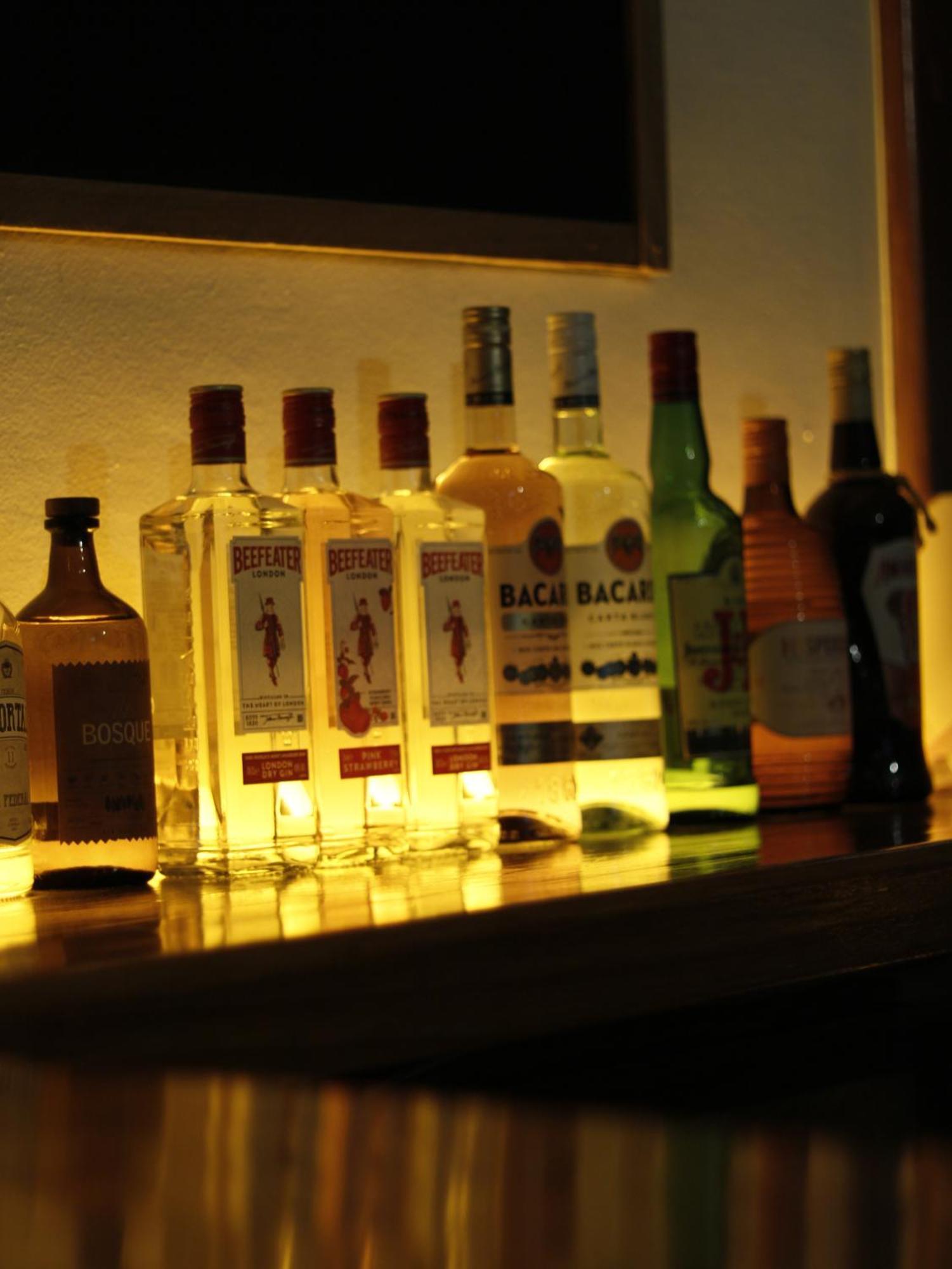 Pinto Casa Hostel & Bar Esquel Bagian luar foto