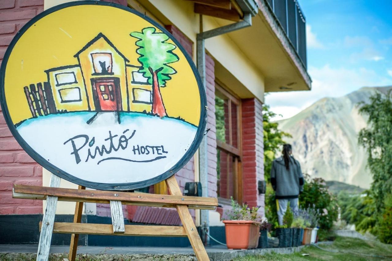 Pinto Casa Hostel & Bar Esquel Bagian luar foto